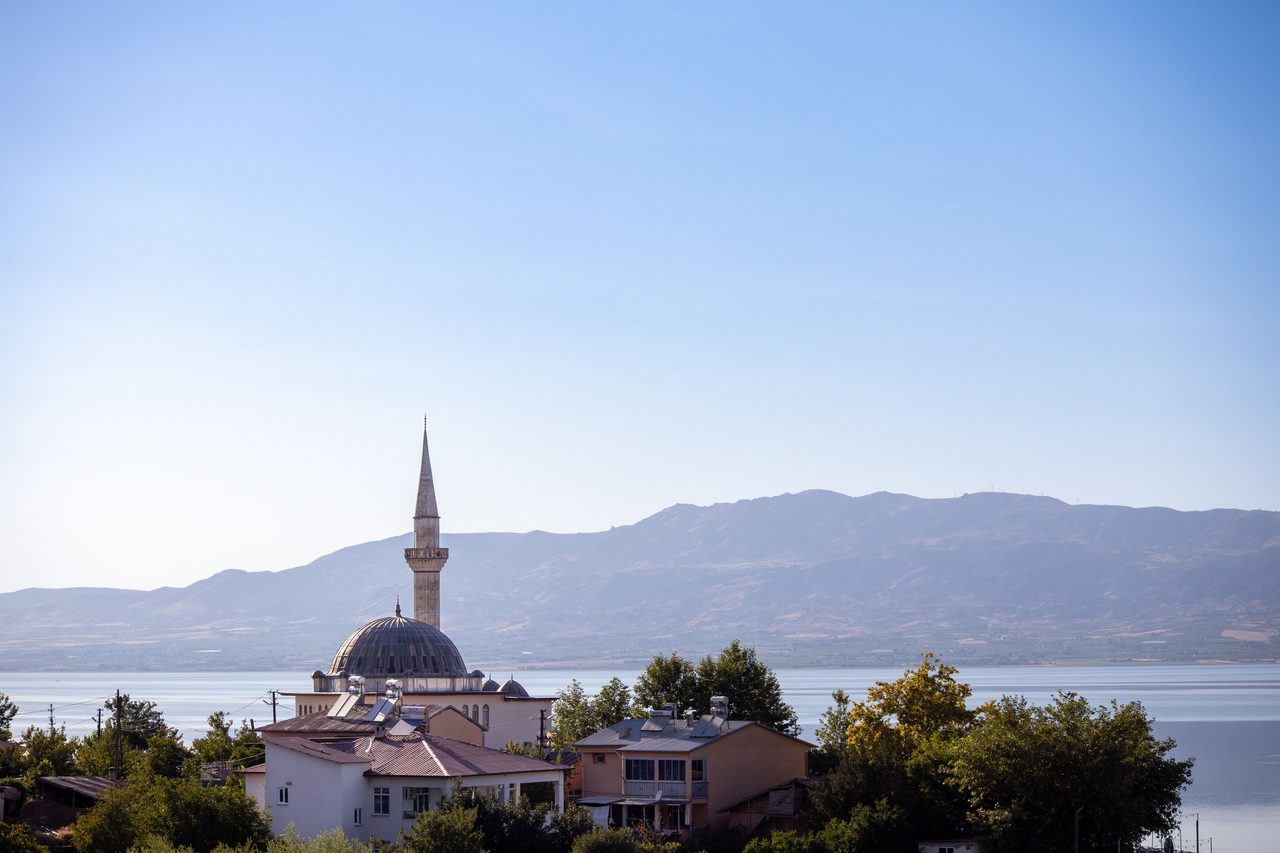 Hazar Lake