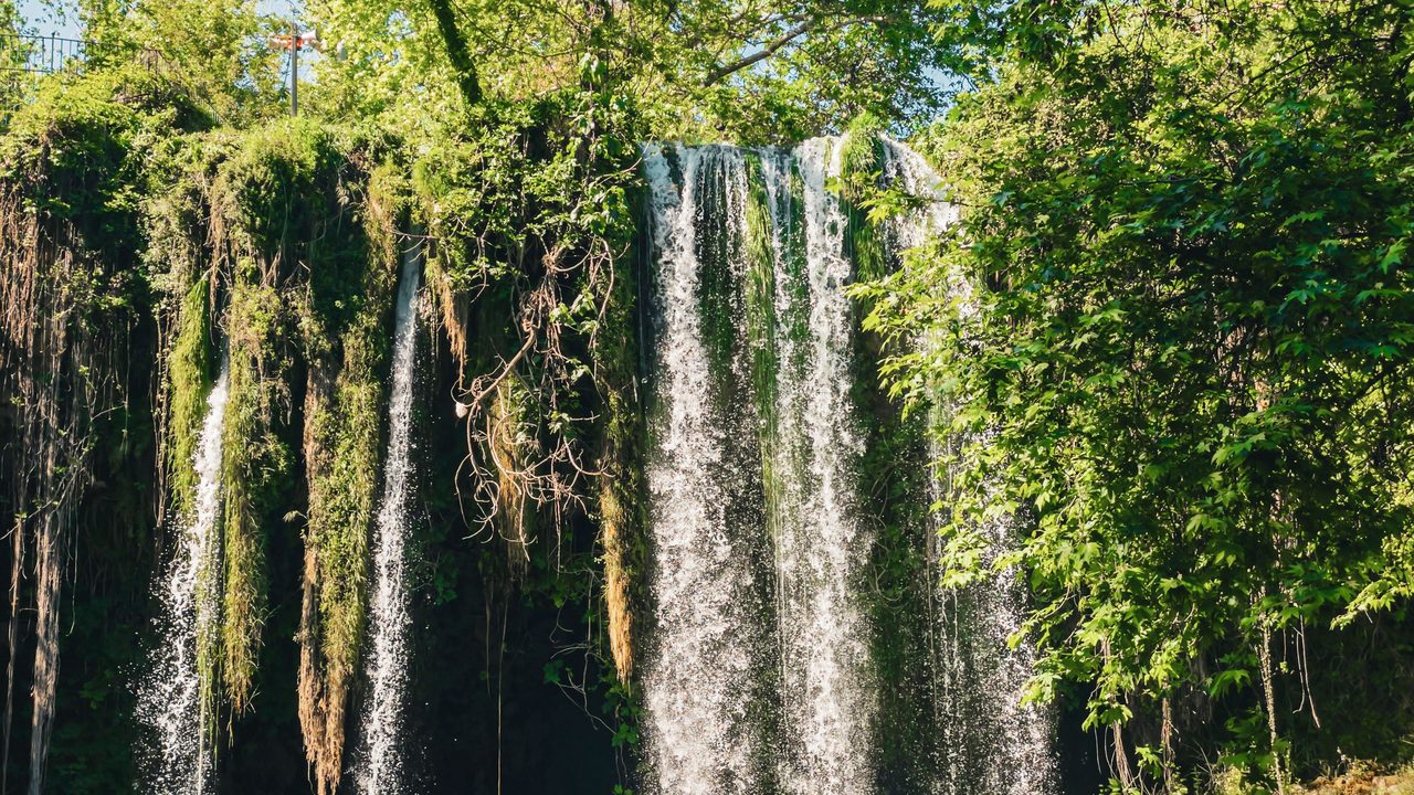 Harbiye Waterfalls (Daphne)