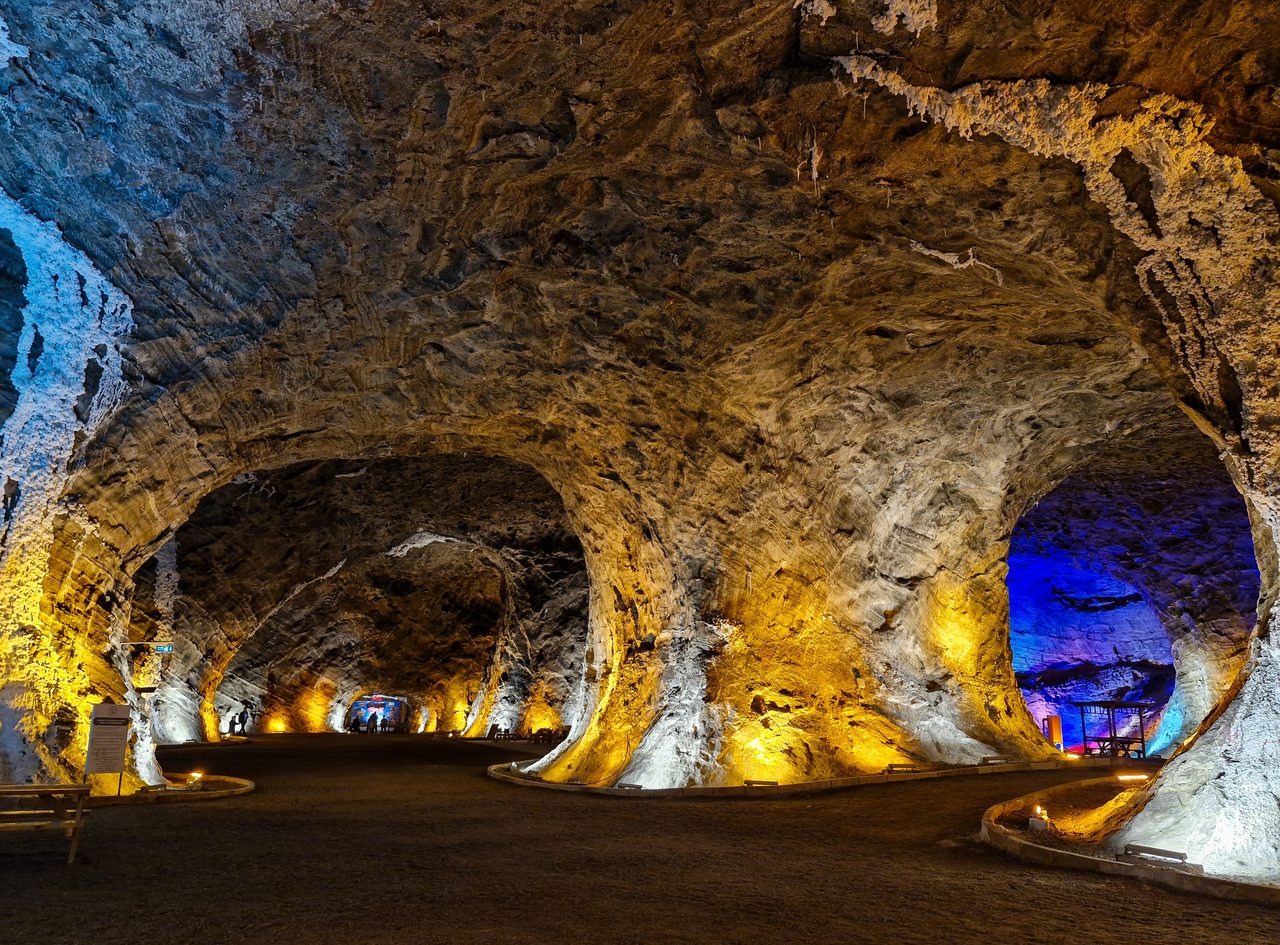 Tuzluca Salt Caves