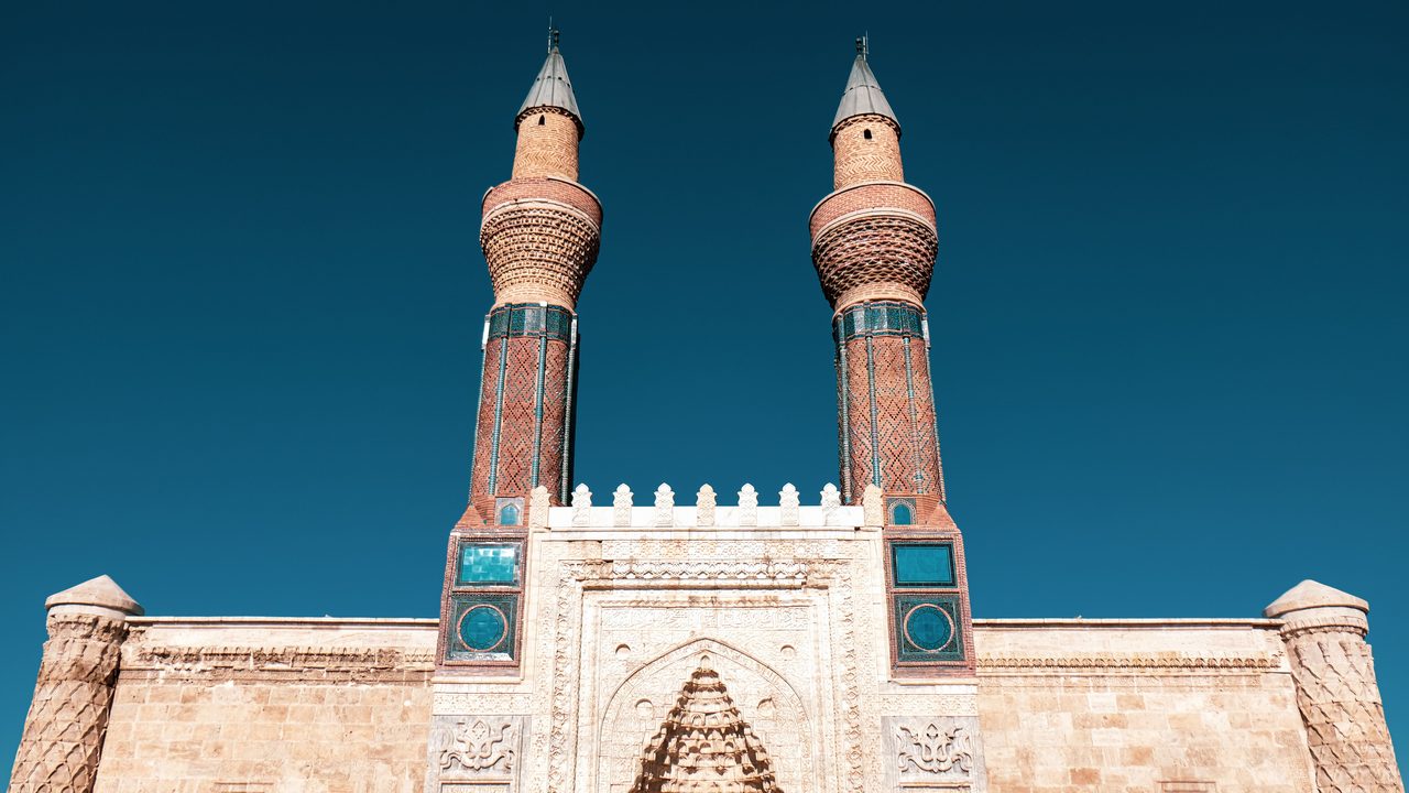 Çifte Minareli Medrese