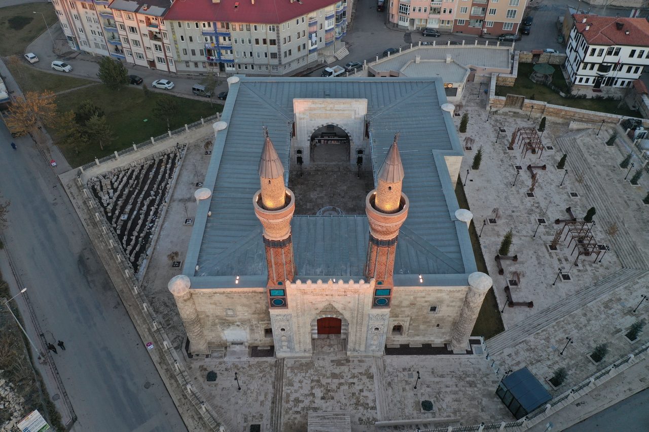 Gök Medrese