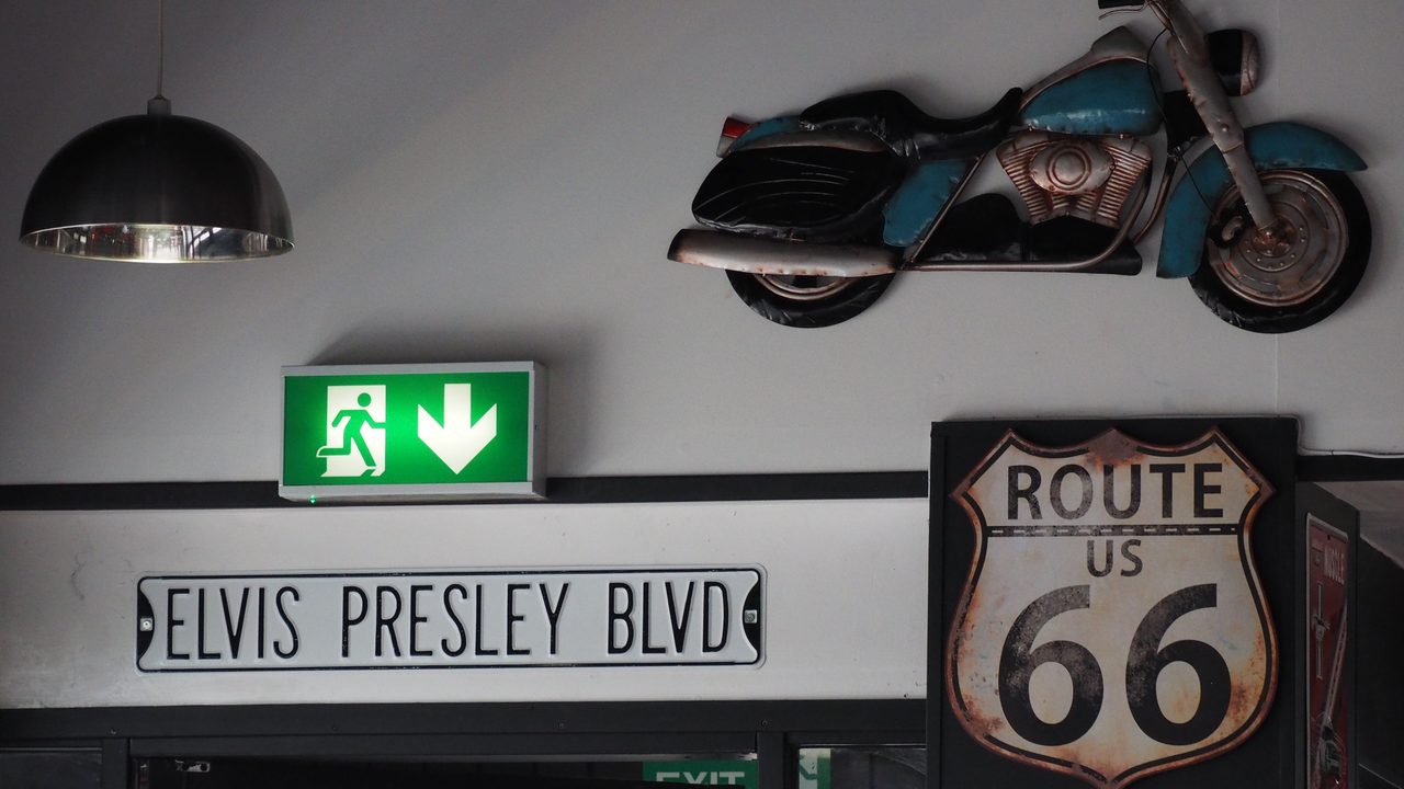 Elvis Presley Birthplace and Museum